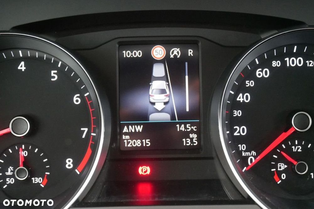 Volkswagen Passat Variant 1.5 TSI ACT mHEV Business DSG - 23