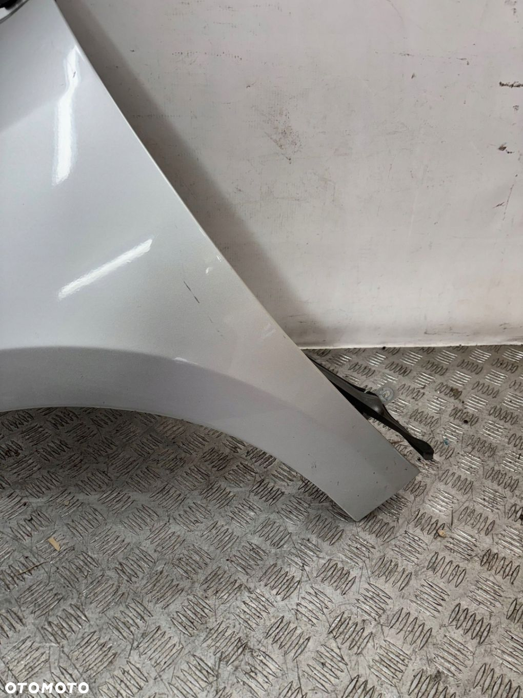 BŁOTNIK PRZÓD PRZEDNI LEWY RENAULT MEGANE III 3 - 4