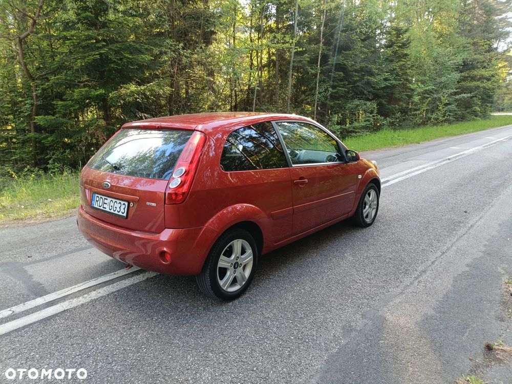 Ford Fiesta 1.4 TDCI - 16