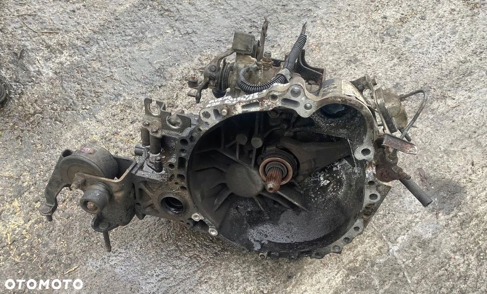 MANUALNA SKRZYNIA BIEGÓW TOYOTA AVENSIS T25 2.0 D4D D1F4A3 M - 4