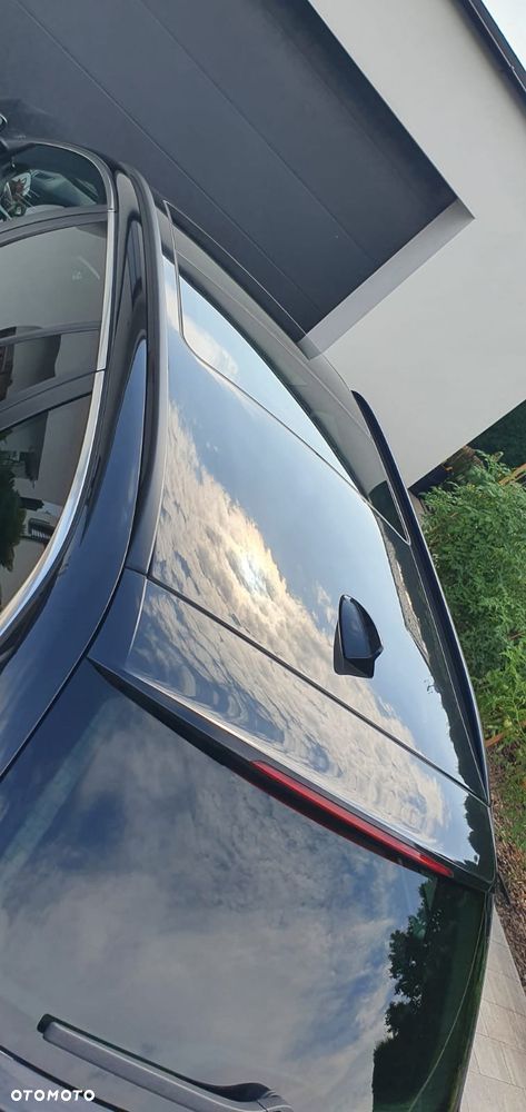 BMW Seria 5 518d - 15