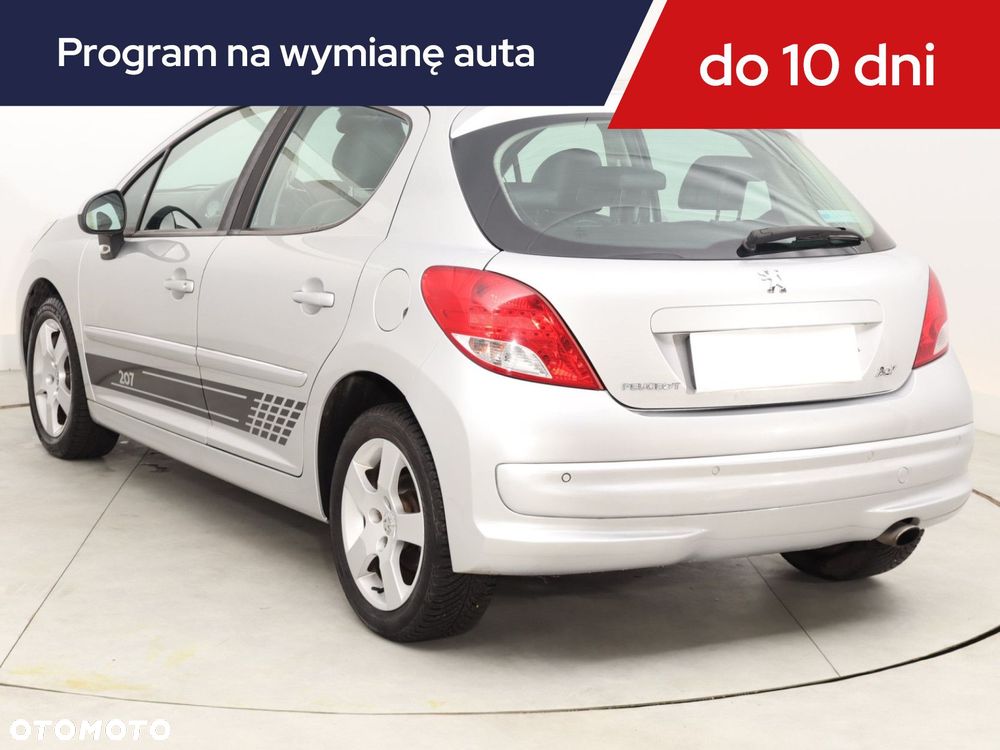Peugeot 207 - 6