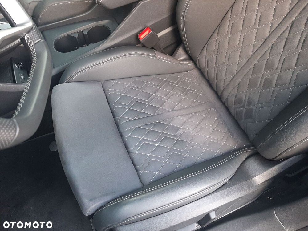 Audi Q4 Sportback e-tron - 13