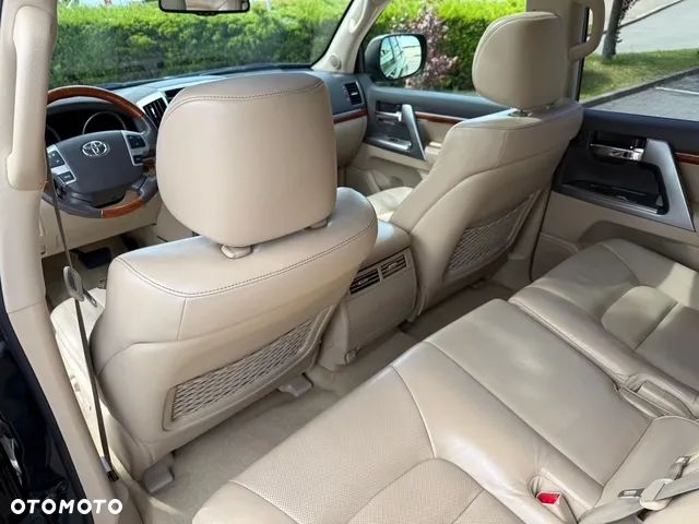 Toyota Land Cruiser LC 4.5 D-4D V8 Limited - 13