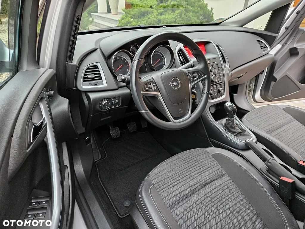 Opel Astra - 16