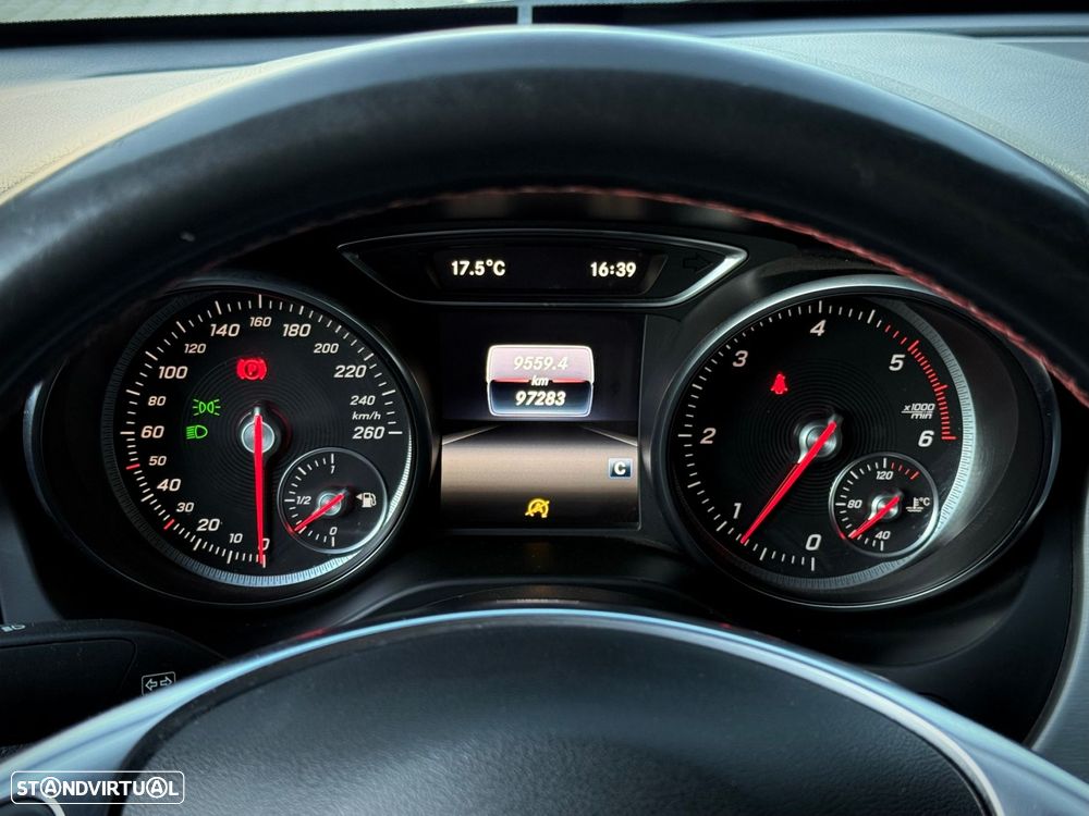 Mercedes-Benz CLA 200 - 11