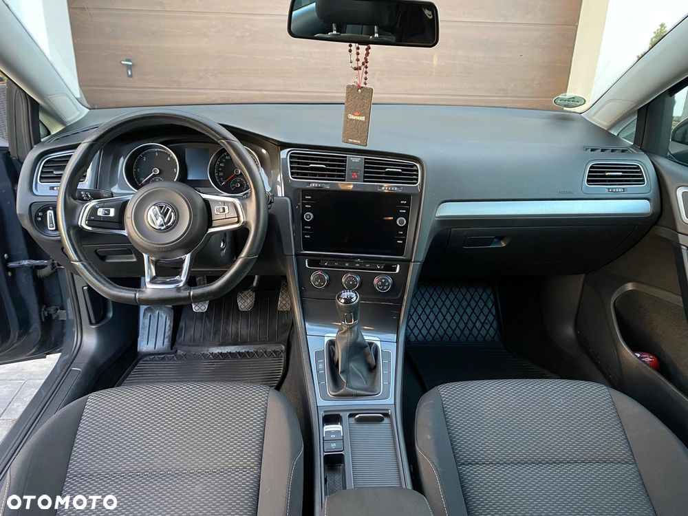 Volkswagen Golf 1.6 TDI (BlueMotion Technology) Comfortline - 13