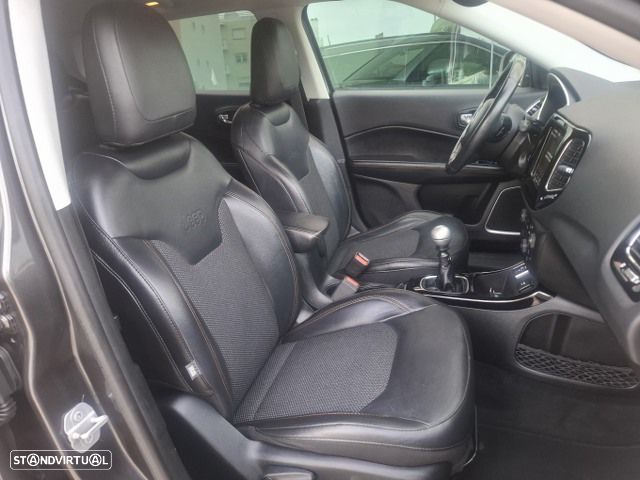Jeep Compass 1.6 M-Jet Limited - 42