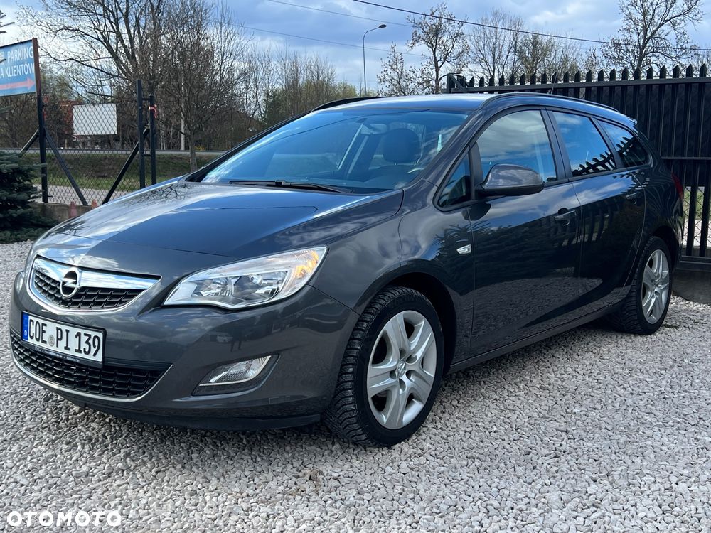 Opel Astra 1.4 Turbo Edition - 1