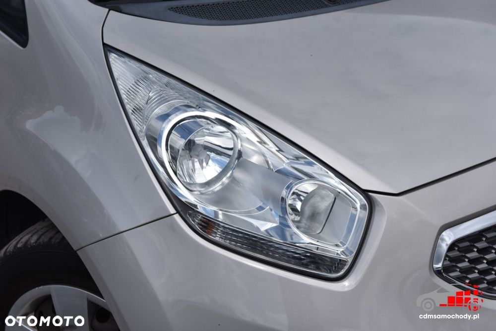 Kia Venga - 13