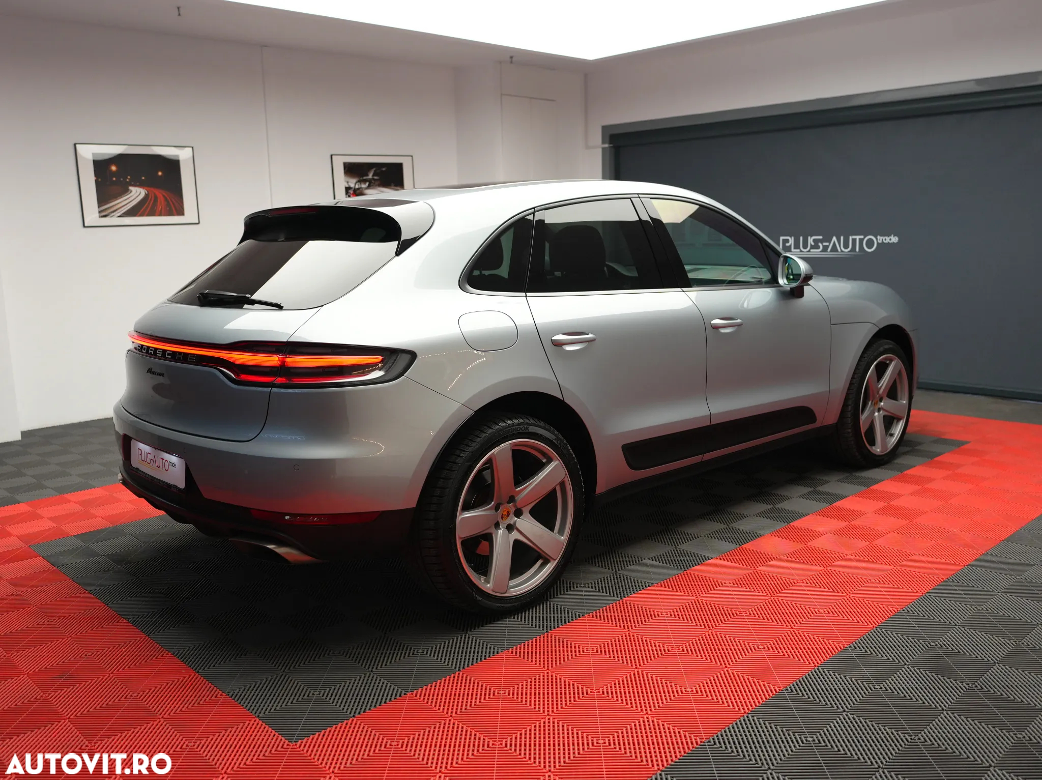 Porsche Macan Standard - 8