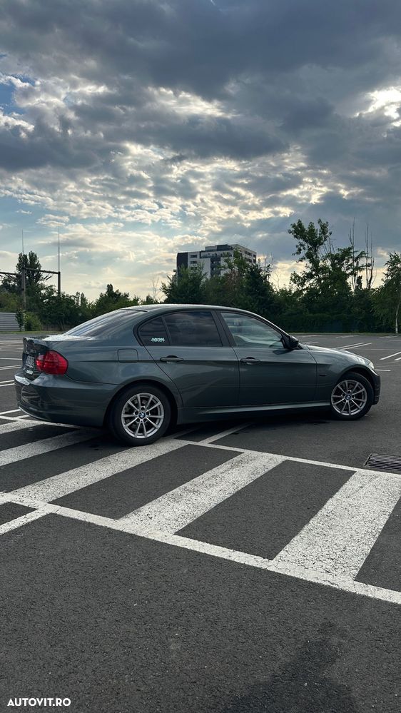 BMW Seria 3 320d EfficientDynamics Edition - 5