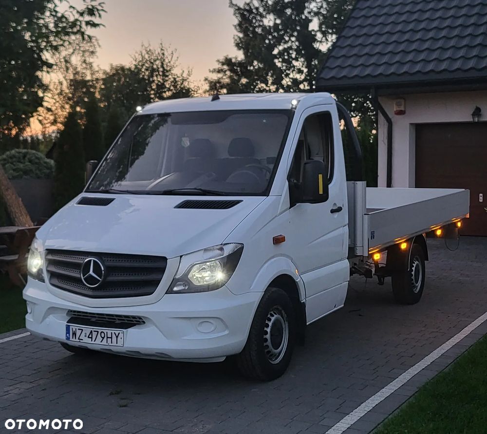 Mercedes-Benz Sprinter - 16