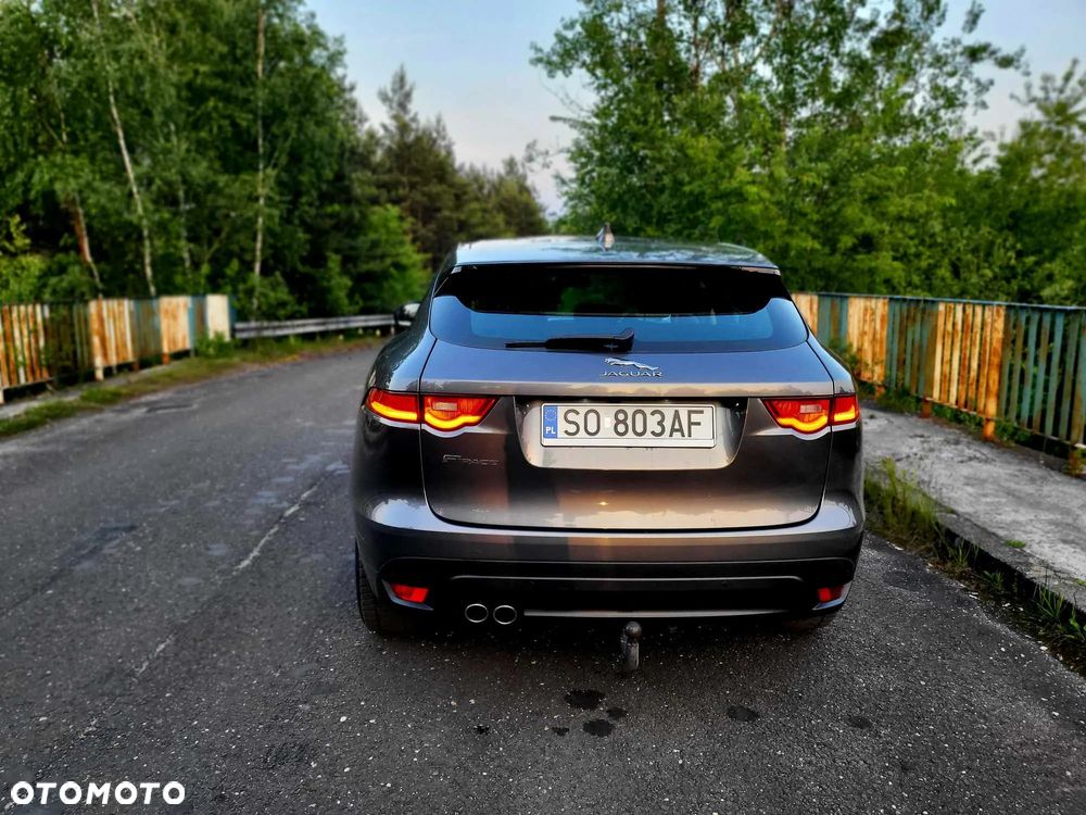 Jaguar F-Pace 20d AWD R-Sport - 5