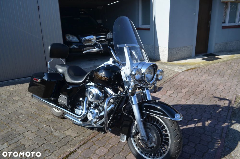 Harley-Davidson Touring Street Glide - 35