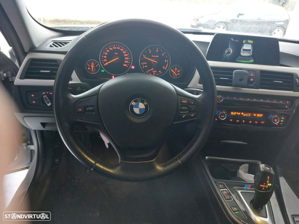 BMW 318 d Aut. Sport Line - 6