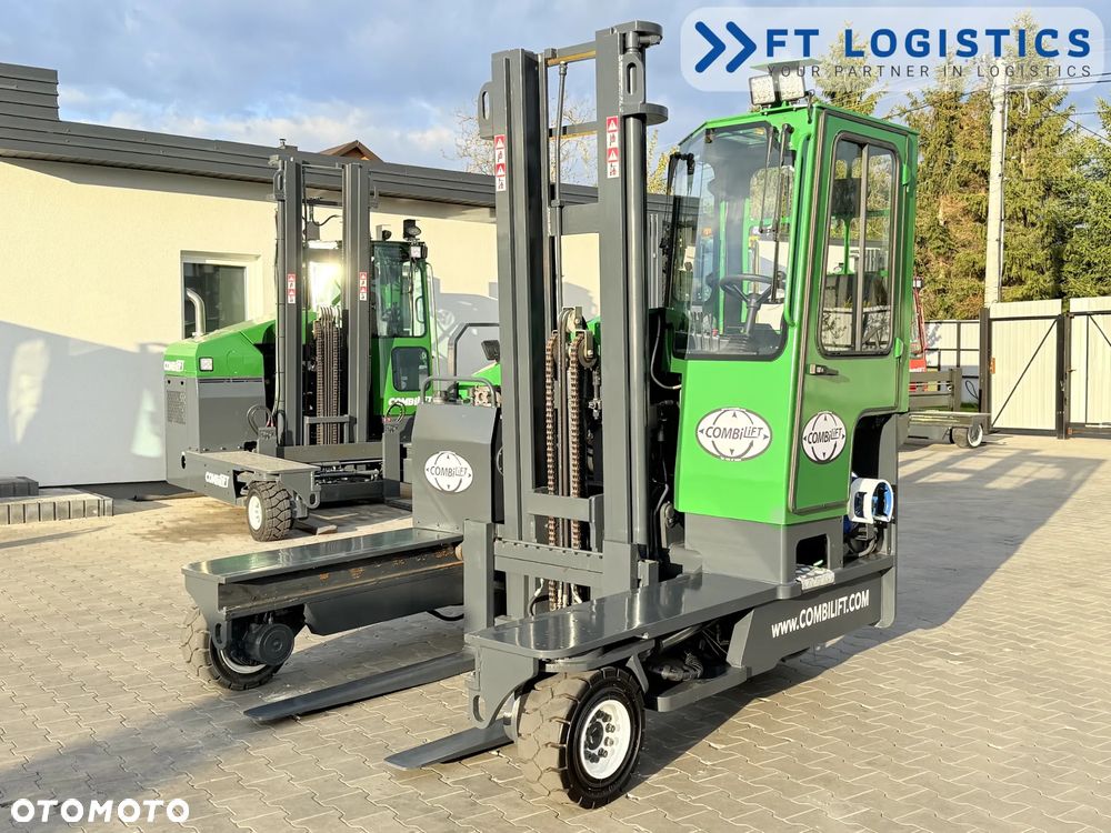 Combilift WÓZEK CZTEROKIERUNKOWY - WIELOKIERUNKOWY | COMBILIFT C4000 | GAS | DUPLEX 4100MM | PRZESUW WIDEL | WOLNY SKOK | STAN IDEALNY | Szeroka oferta wózków czterokierunkowych i bocznych, dopasowanych do różnorodnych potrzeb i zastosowań