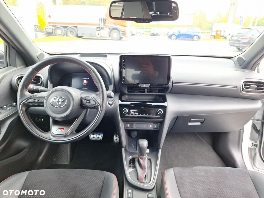 Toyota Yaris Cross Hybrid 1.5 GR Sport - 11