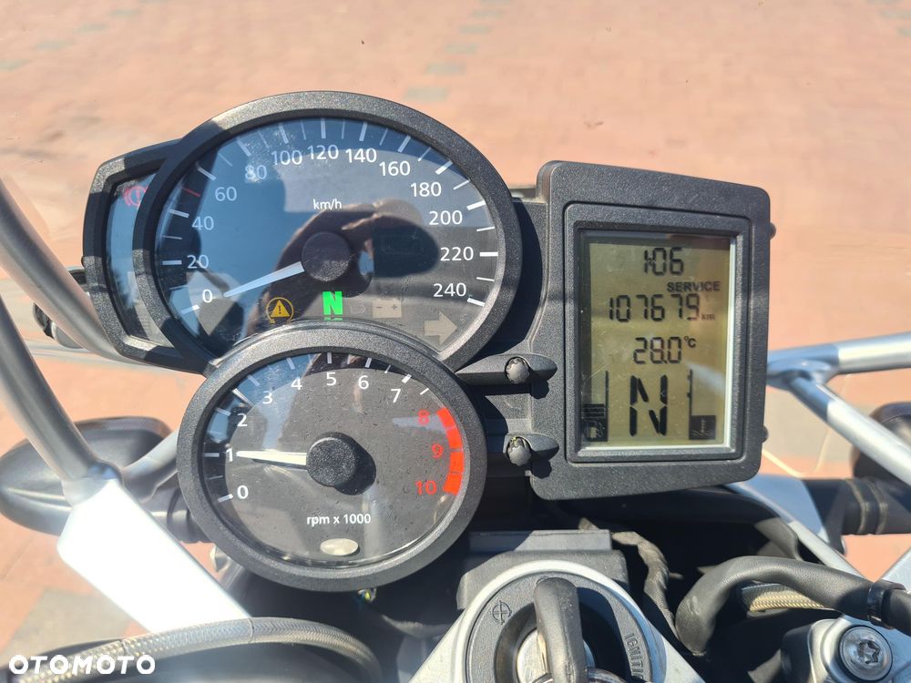 BMW R - 12