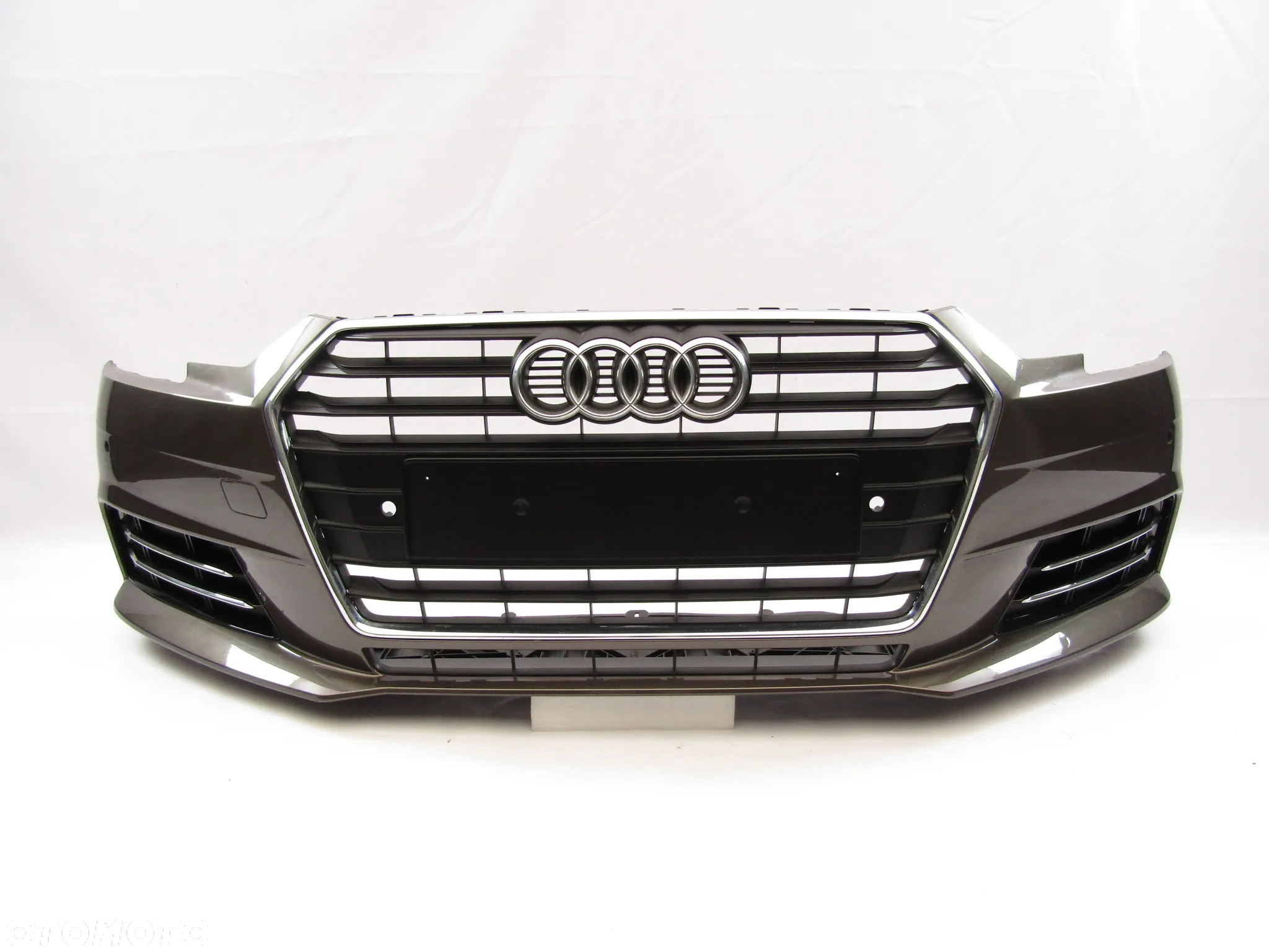 Zderzak przedni Audi A4 B9 15 - 19 Pdc-6 + Atrapa Lakier LY8Q - 6