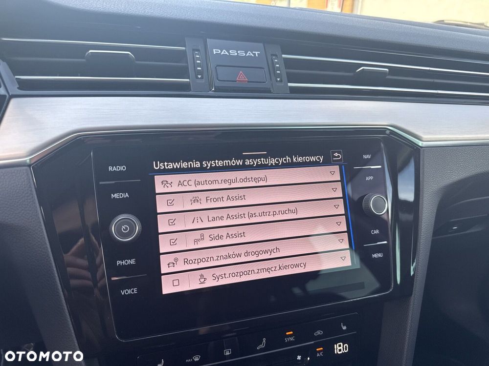 Volkswagen Passat Variant 2.0 TSI 4Mot Elegance DSG - 27