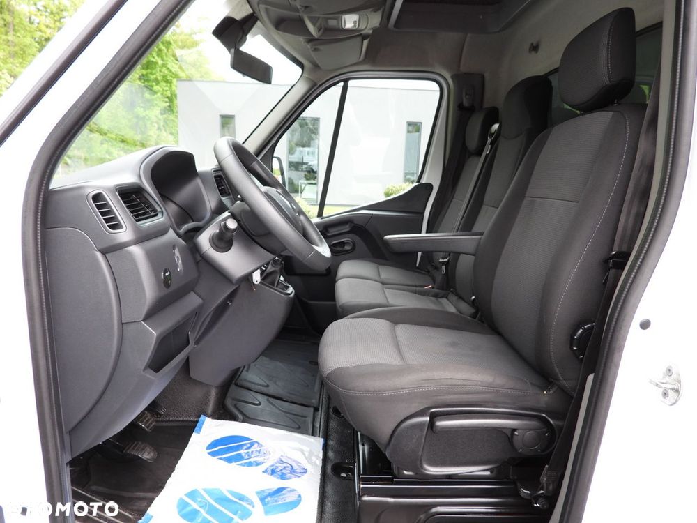 Renault MASTER  PLANDEKA 10 PALET WEBASTO TEMPOMAT LEDY PNEUMATYKA KLIMATYZACJA  165KM - 25