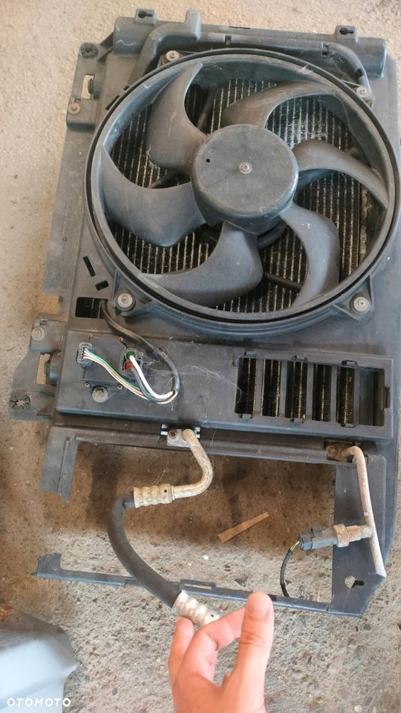 BERLINGO PARTNER II LIFT 02R- HDI PAS PRZEDNI WENTYLATOR - 8