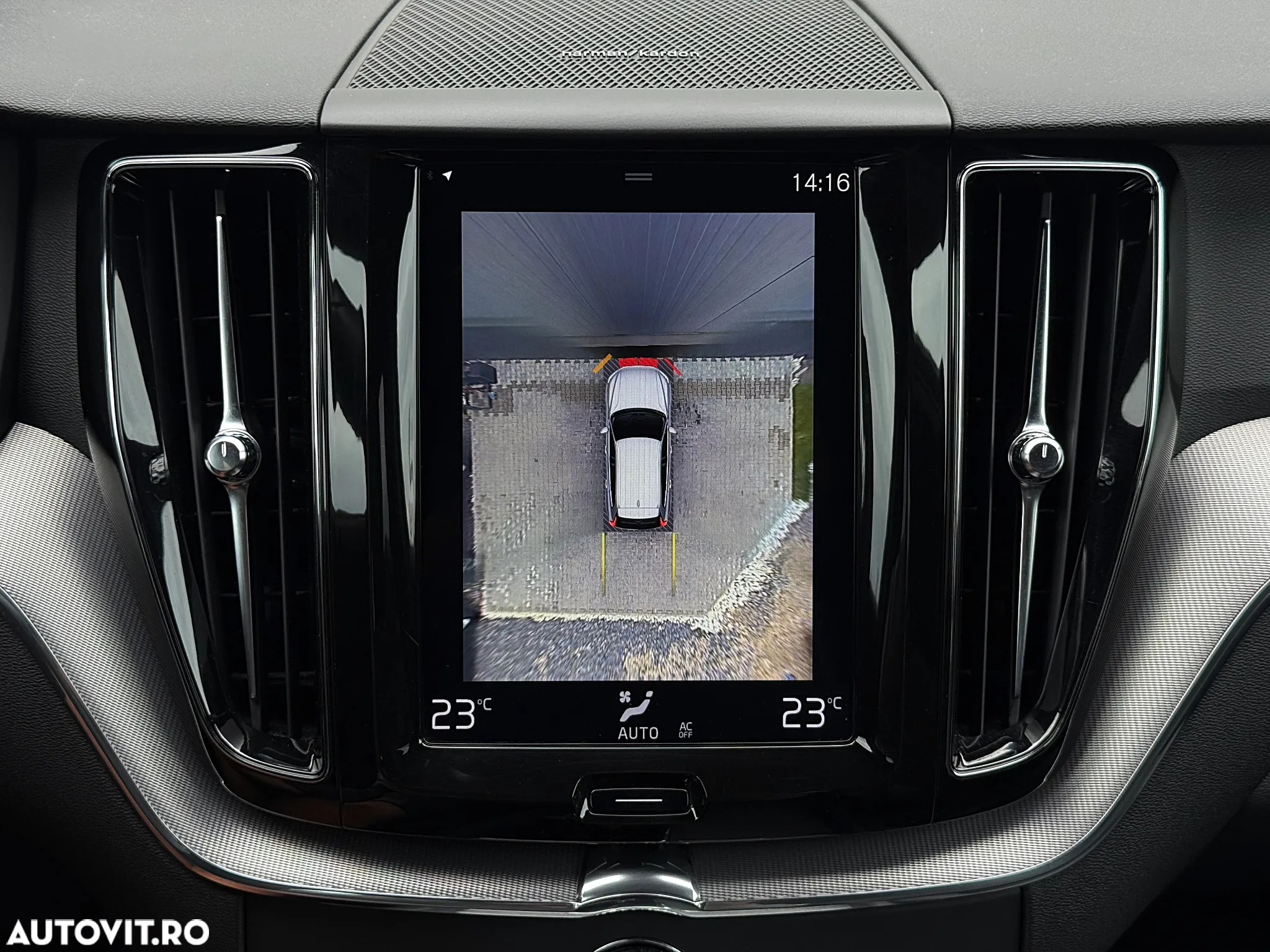 Volvo XC 60 B4 D AWD Geartronic RDesign - 26