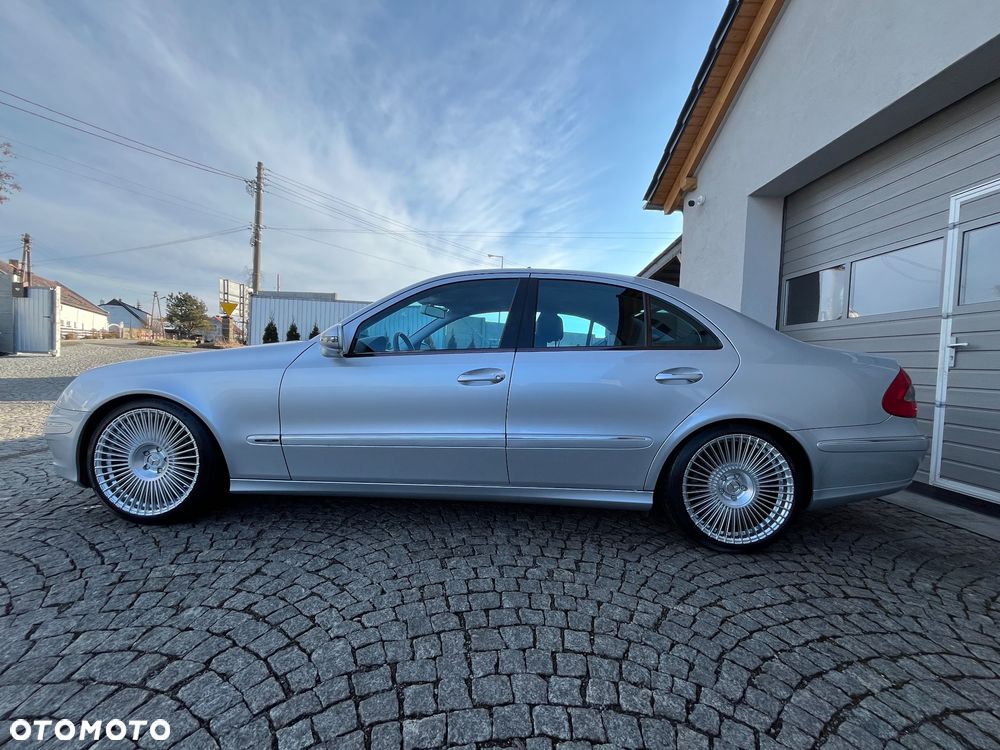 Mercedes-Benz Klasa E 350 4-Matic Avantgarde - 19
