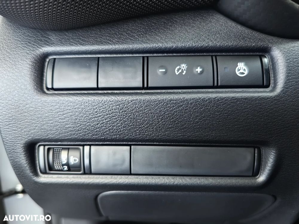 Nissan Juke Hybrid N-Connecta - 18