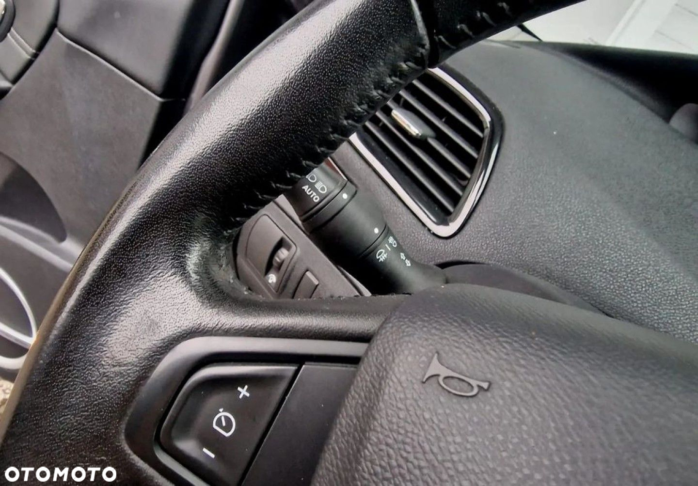 Renault Grand Scenic - 14