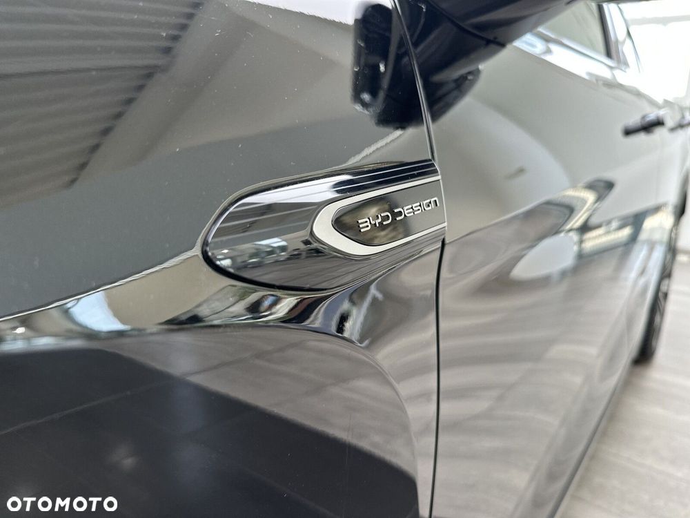 BYD Sealion 7 - 22