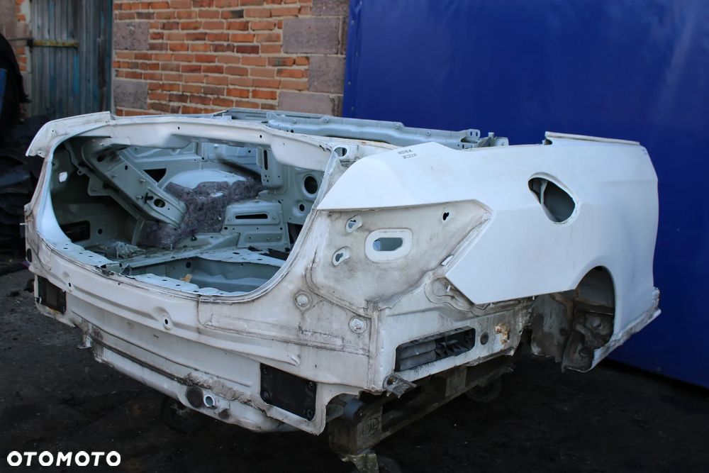Błotnik tył tylny lewy prawy ćwiartka tylna prawa lewa OE Mercedes W207 C207 Lift Cabrio 149 - 18