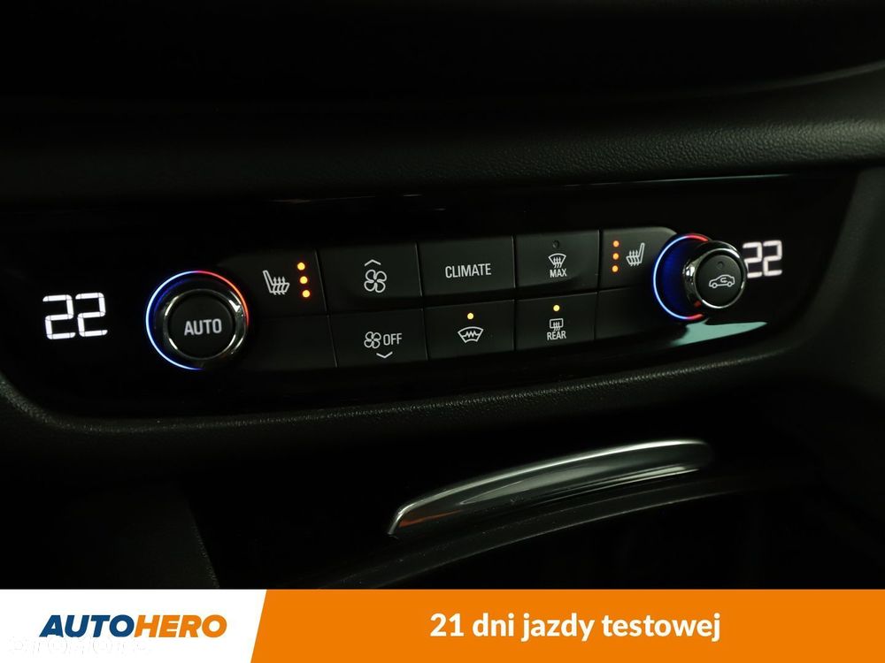 Opel Insignia 1.5 T Innovation S&S Eco - 26