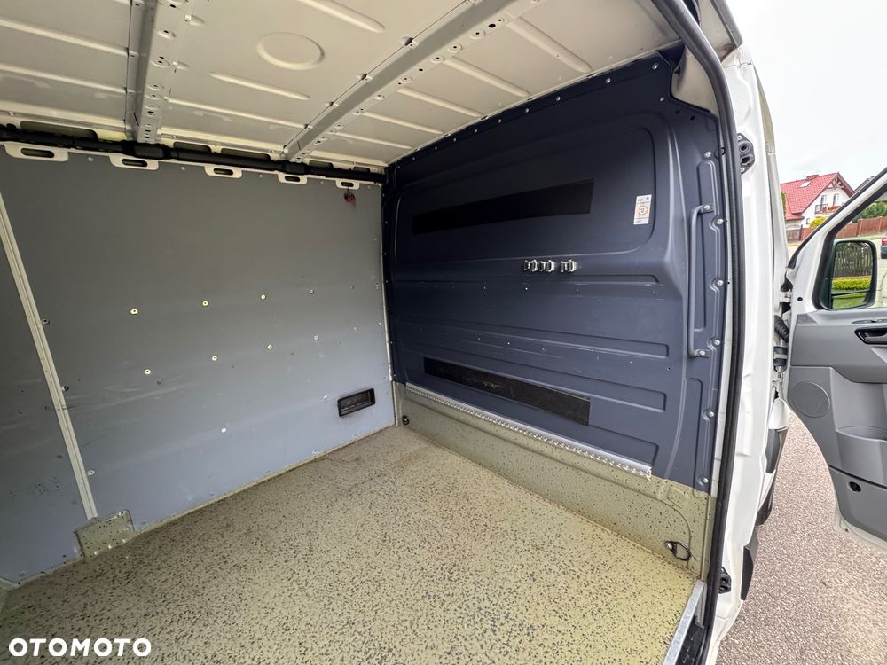 Volkswagen Crafter - 34