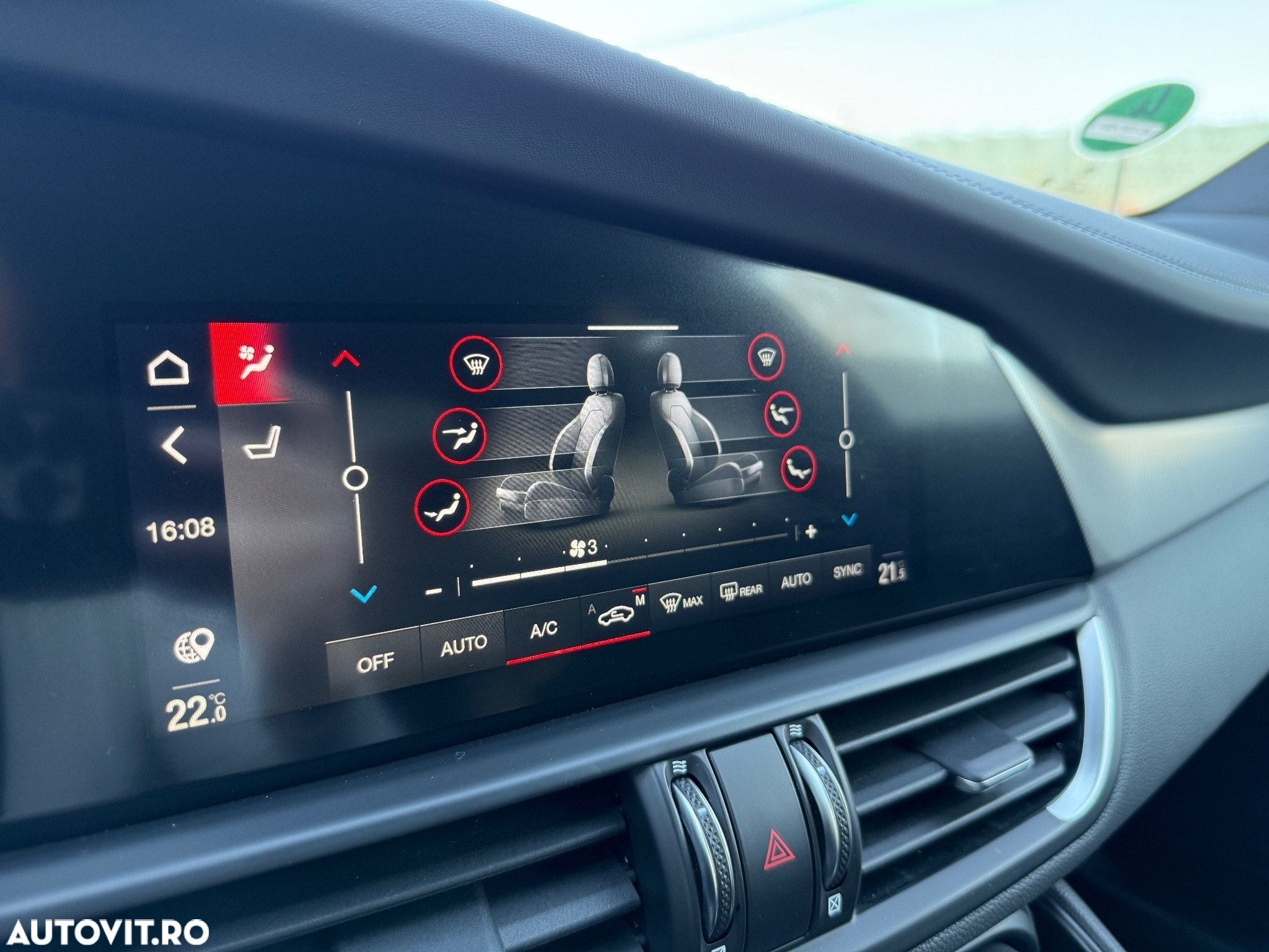 Alfa Romeo Giulia 2.0 Turbo 16V AT8-Q4 Veloce - 29