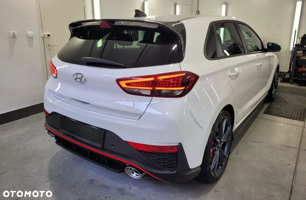 Hyundai i30 N 2.0 T-GDI Performance DCT - 10
