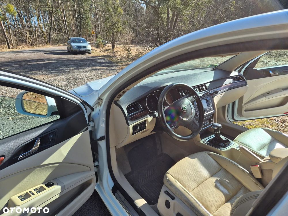 Skoda Superb 3.6 FSI 4x4 Elegance DSG - 9