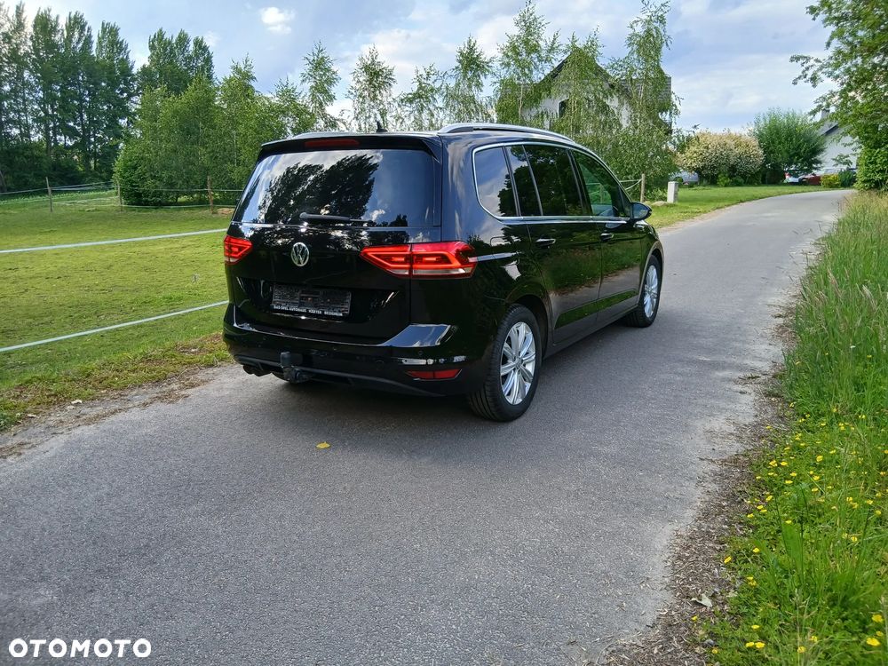 Volkswagen Touran 2.0 TDI SCR DSG Highline - 3