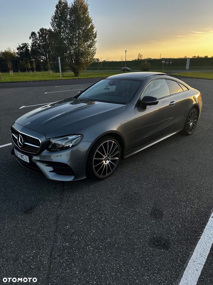 Mercedes-Benz Klasa E 220 d 4-Matic 9G-TRONIC - 4