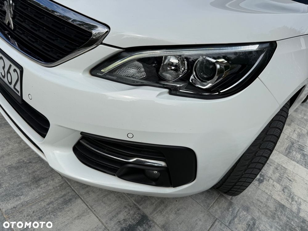 Peugeot 308 - 22