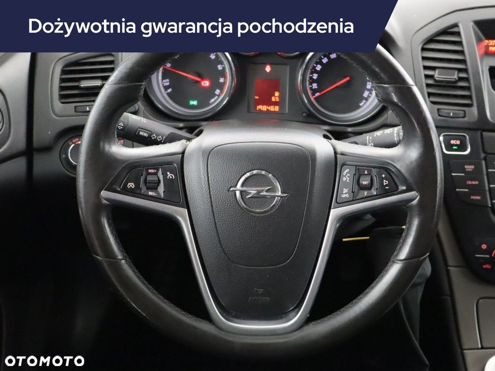 Opel Insignia - 17