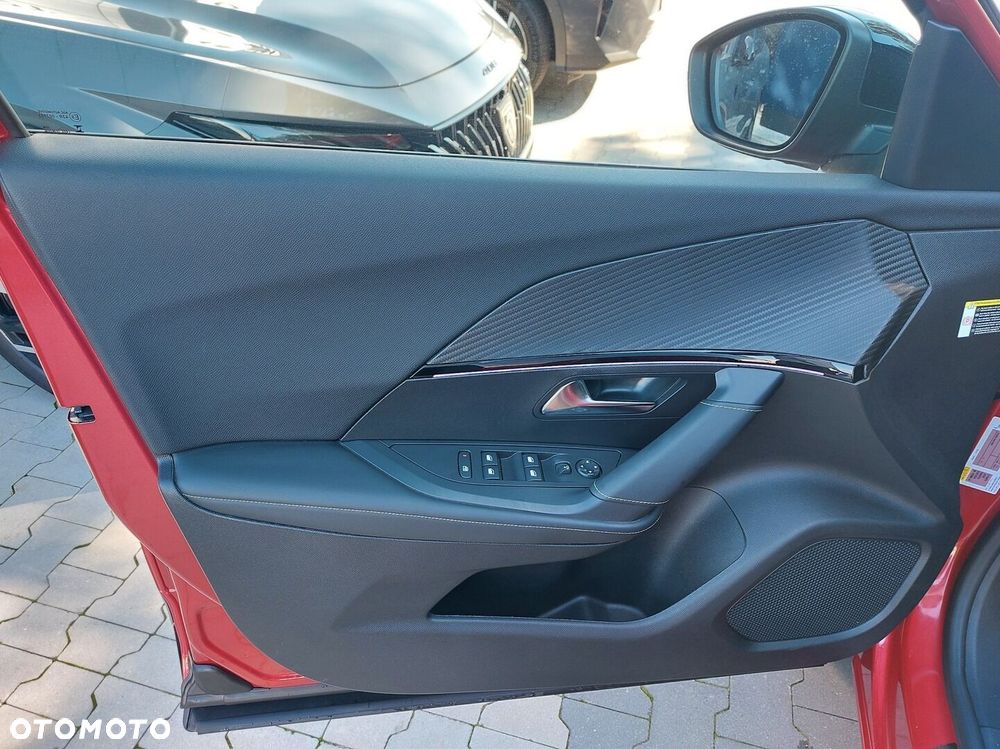 Peugeot 2008 1.2 PureTech GT S&S EAT8 - 13