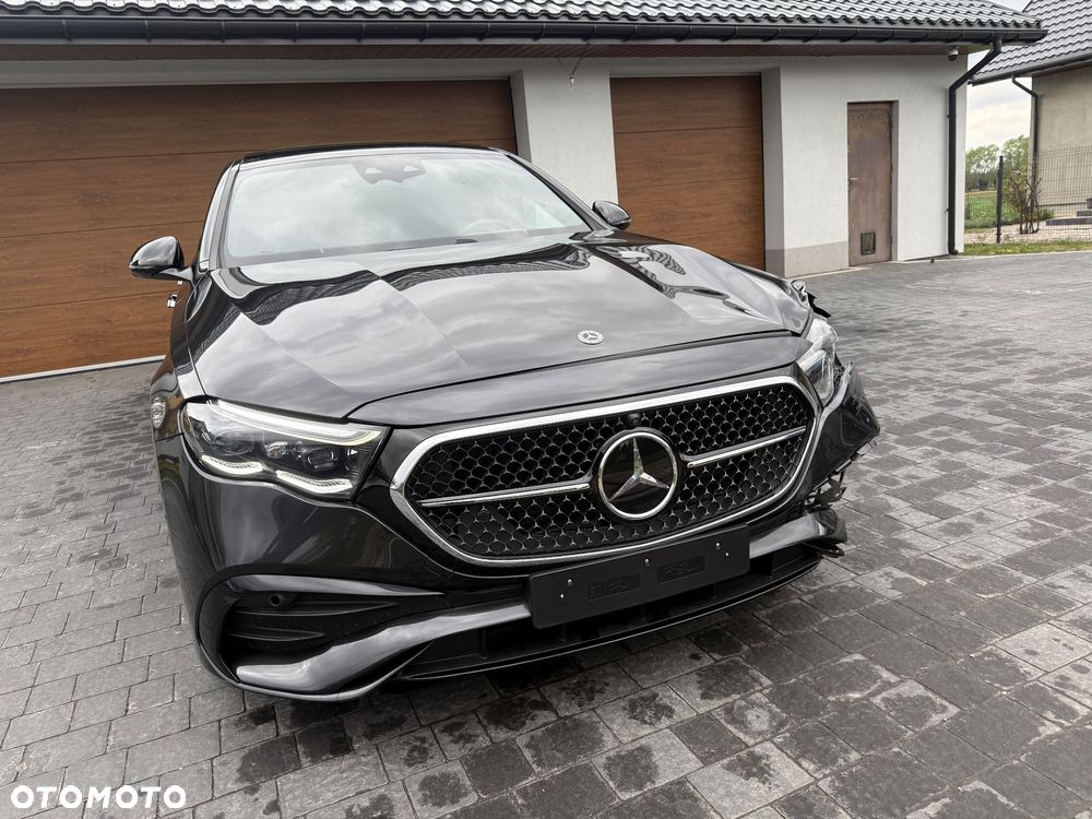 Mercedes-Benz Klasa E 220 d 9G-TRONIC Edition AMG Line - 3