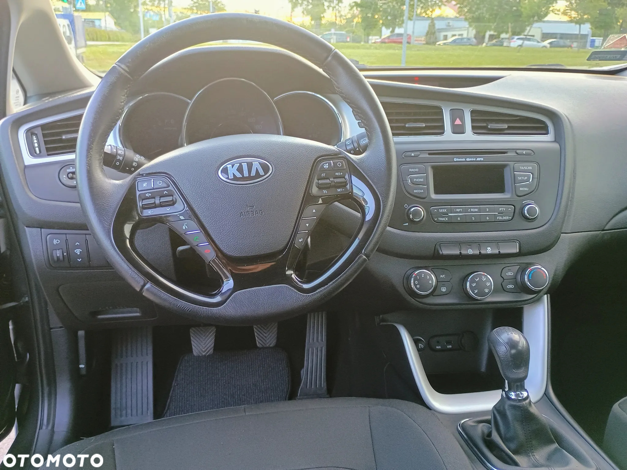 Kia Ceed Cee'd 1.6 GDI L - 8