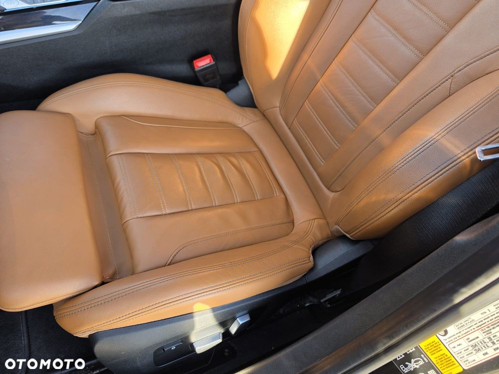 BMW Seria 3 2019
