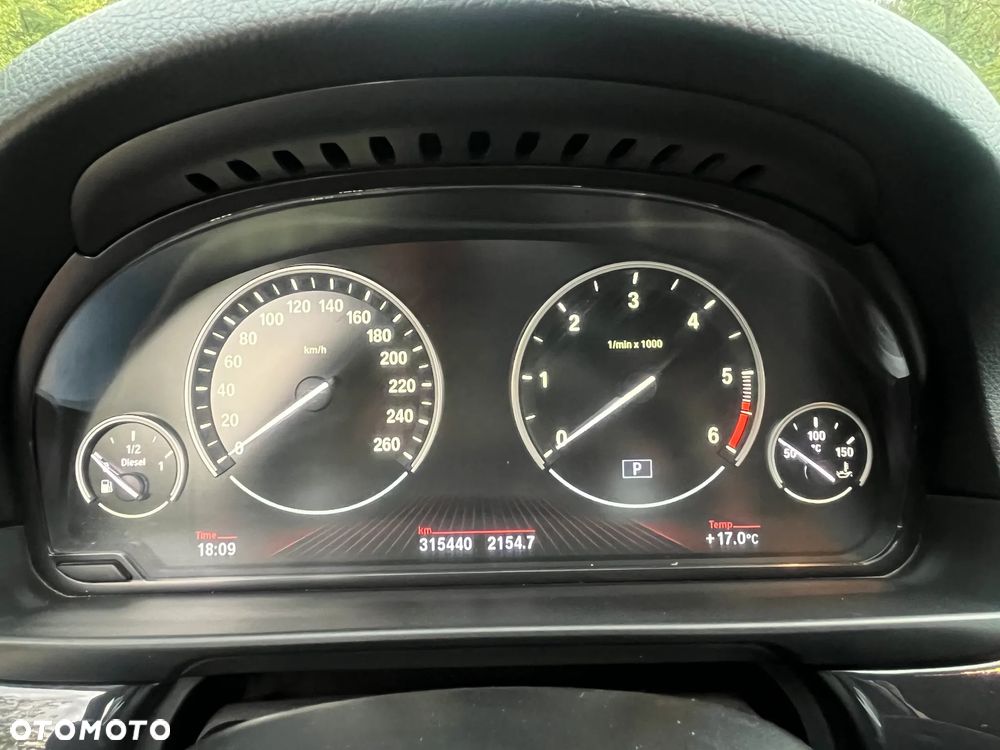 BMW Seria 5 520d Touring - 19