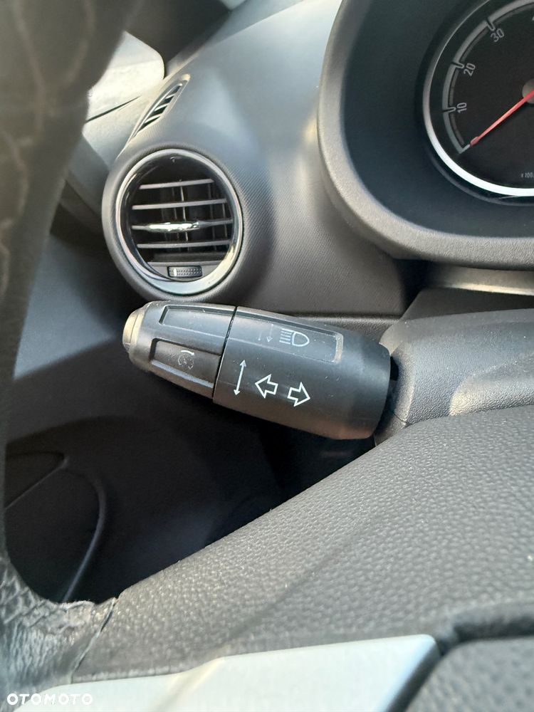 Opel Corsa 1.4 16V EcoFLEX Start-Stop 150 Jahre - 13