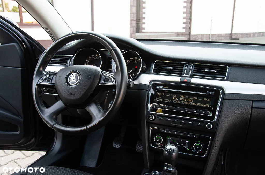 Skoda Superb 2.0 TDI Exclusive - 18