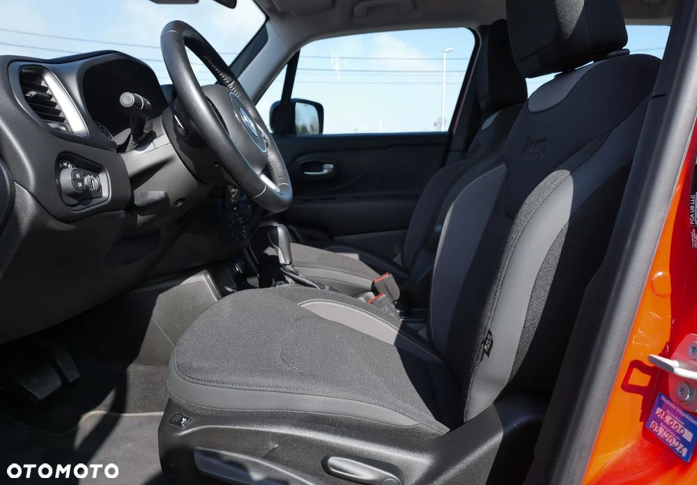 Jeep Renegade 1.5 T4 mHEV Limited FWD S&S DCT - 11